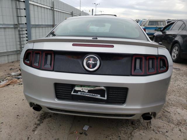 1ZVBP8AM5E5264956 - 2014 FORD MUSTANG SILVER photo 6