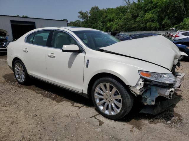 1LNHM93RX9G619372 - 2009 LINCOLN MKS თეთრი ფოტო 4