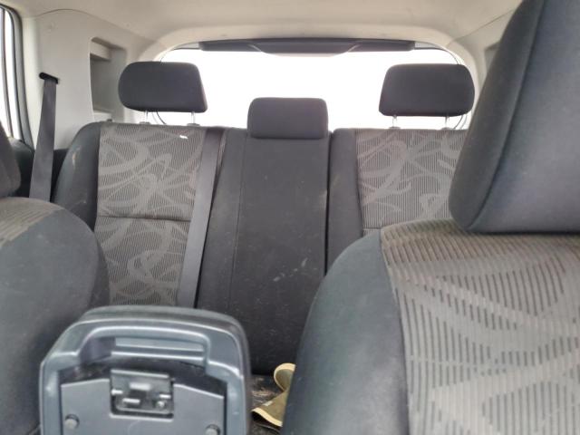 JTLZE4FE3EJ057012 - 2014 TOYOTA SCION XB WHITE photo 10