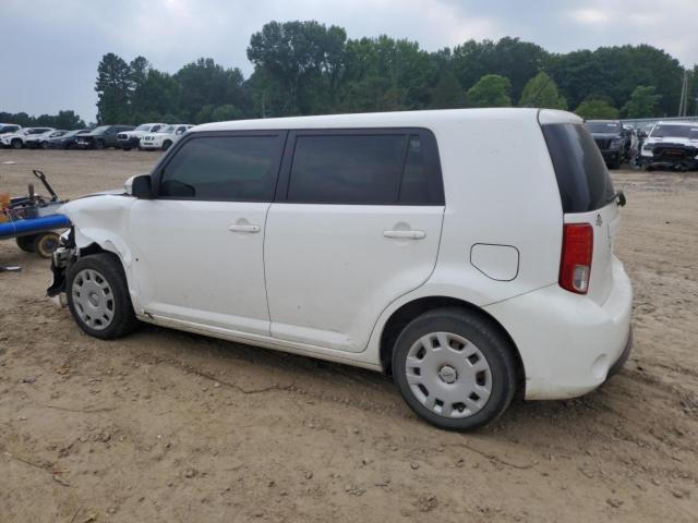 JTLZE4FE3EJ057012 - 2014 TOYOTA SCION XB WHITE photo 2