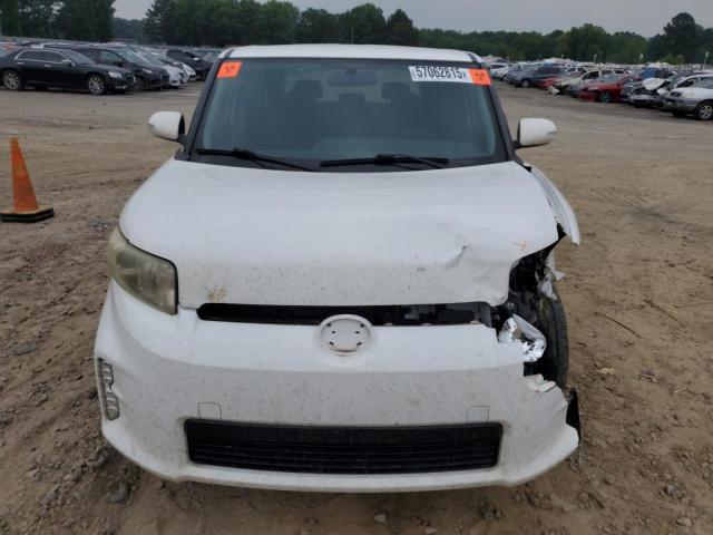 JTLZE4FE3EJ057012 - 2014 TOYOTA SCION XB WHITE photo 5
