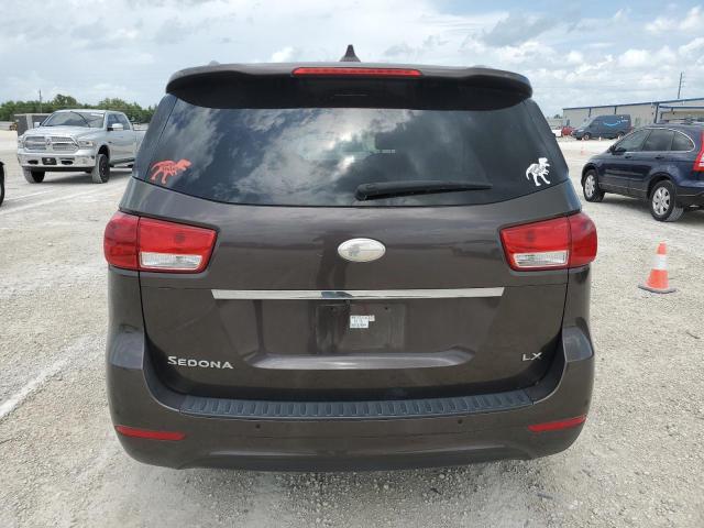 KNDMB5C17H6331602 - 2017 KIA SEDONA LX BROWN photo 6