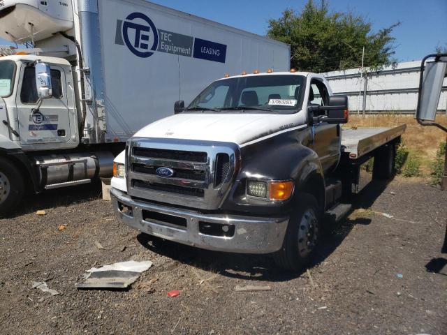 3FRWF6FC8BV639317 - 2011 FORD F650 SUPER DUTY WHITE photo 1