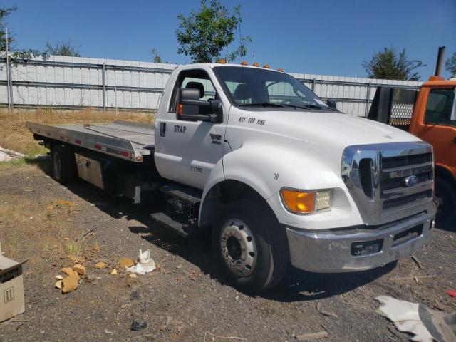 3FRWF6FC8BV639317 - 2011 FORD F650 SUPER DUTY WHITE photo 4