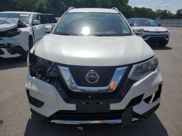 5N1AT2MV7JC841483 - 2018 NISSAN ROGUE S WHITE photo 5