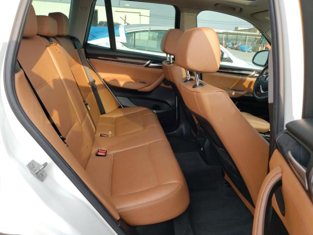 5UXWX9C5XG0D81210 - 2016 BMW 1 SERIES XDRIVE28I Weiß Foto 11