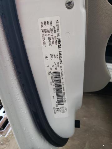 2C4RC1CG9ER240223 - 2014 CHRYSLER TOWN & COU TOURING L WHITE photo 13