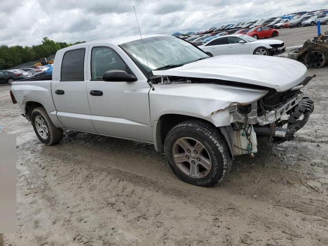 1D7RE3GK6BS521142 - 2011 DODGE DAKOTA SLT SILVER photo 4