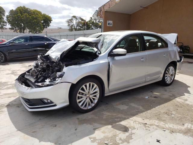 3VWD17AJ2FM333401 - 2015 VOLKSWAGEN JETTA 1.8T SE SILVER photo 1