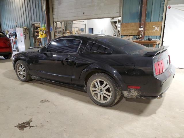 1ZVFT82HX55257743 - 2005 FORD MUSTANG GT BLACK photo 2