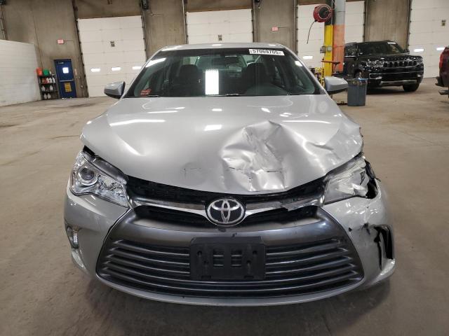 4T1BF1FK6HU426183 - 2017 TOYOTA CAMRY LE SILVER photo 5