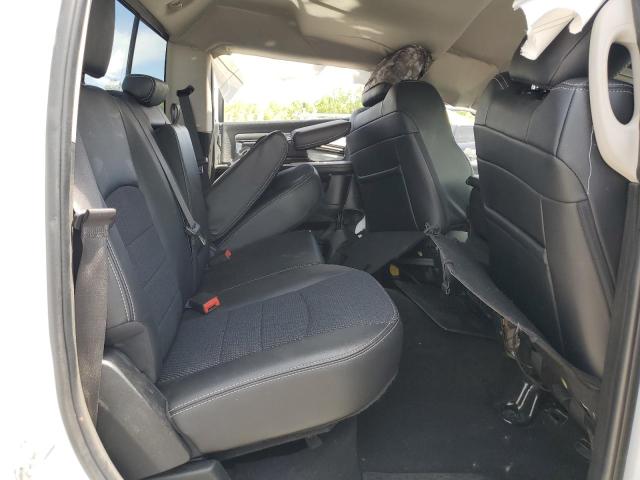 3C6UR5JLXJG223809 - 2018 RAM 2500 SLT WHITE photo 10