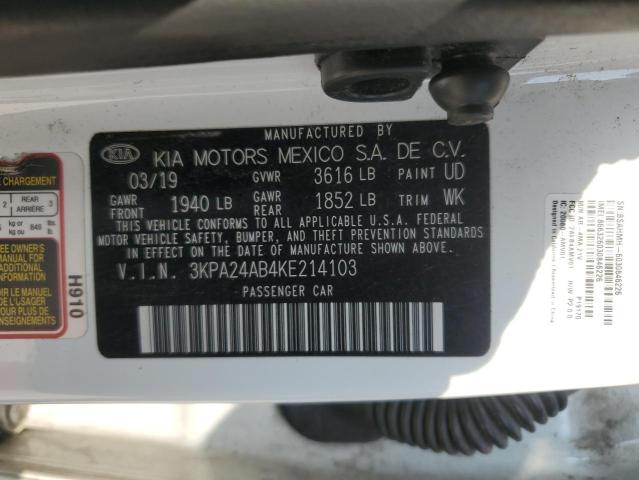 3KPA24AB4KE214103 - 2019 KIA RIO S WHITE photo 12