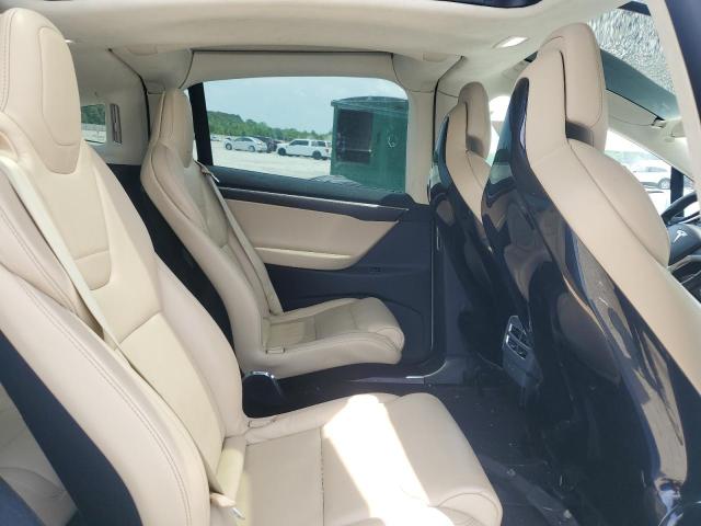 5YJXCBE29HF043552 - 2017 TESLA MODEL X Blanco foto 11