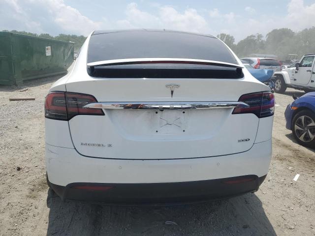 5YJXCBE29HF043552 - 2017 TESLA MODEL X Blanco foto 6