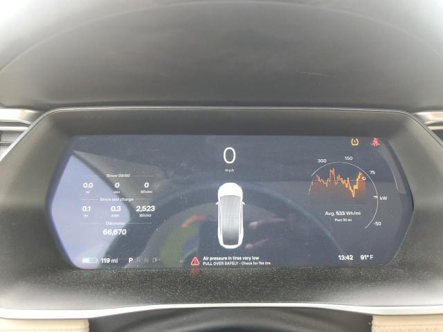 5YJXCBE29HF043552 - 2017 TESLA MODEL X Blanco foto 9