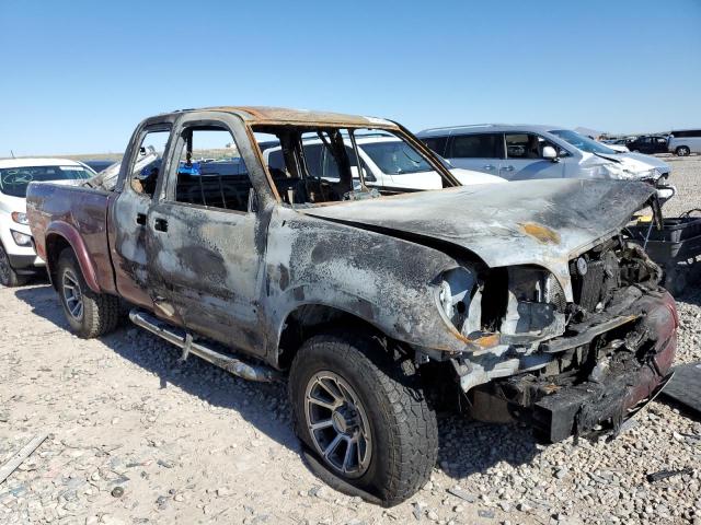 5TBBT441X4S441155 - 2004 TOYOTA TUNDRA ACCESS CAB SR5 BURGUNDY photo 4