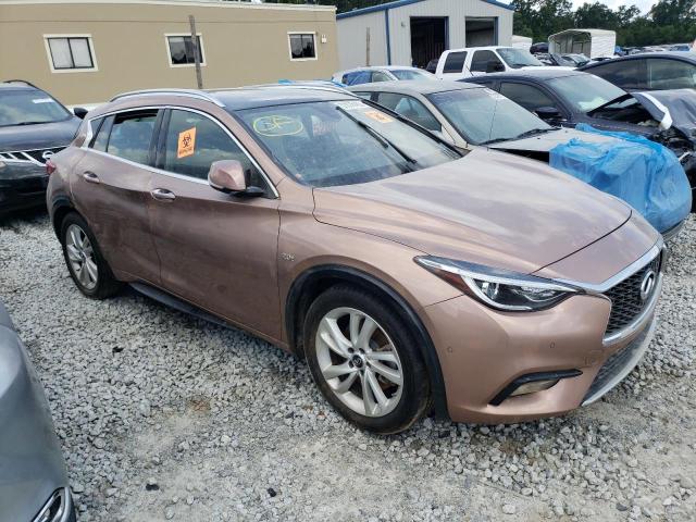 SJKCH5CP1JA059739 - 2018 INFINITI QX30 BASE PINK photo 4