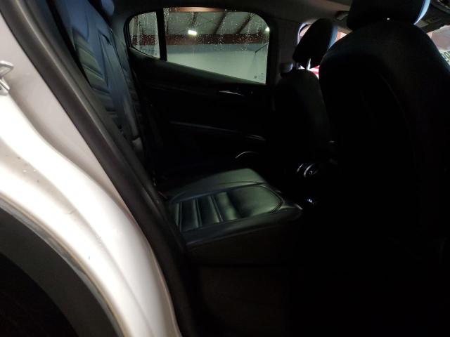 ZASPAKBN4K7C49127 - 2019 ALFA ROMEO STELVIO TI WHITE photo 11