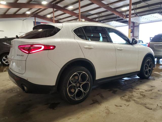 ZASPAKBN4K7C49127 - 2019 ALFA ROMEO STELVIO TI WHITE photo 3