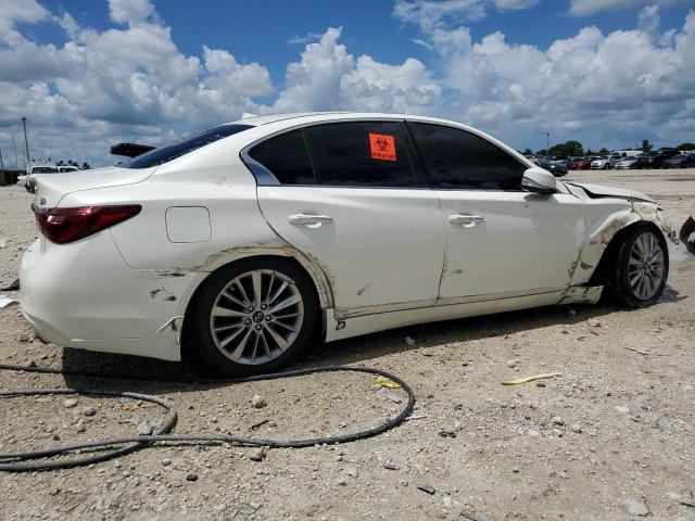 JN1EV7AP8KM519808 - 2019 INFINITI Q50 LUXE WHITE photo 3