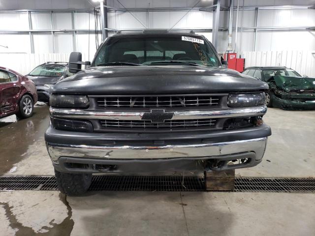 1GCGK13U62F166858 - 2002 CHEVROLET SILVERADO K1500 HEAVY DUTY BLACK photo 5