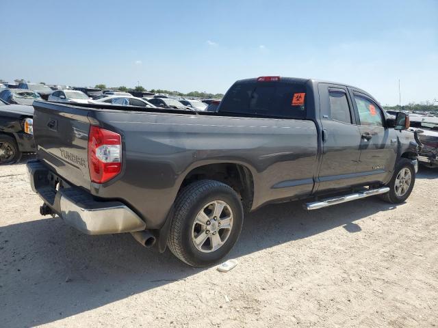 5TFTY5F10JX010085 - 2018 TOYOTA TUNDRA DOUBLE CAB SR/SR5 GRAY photo 3