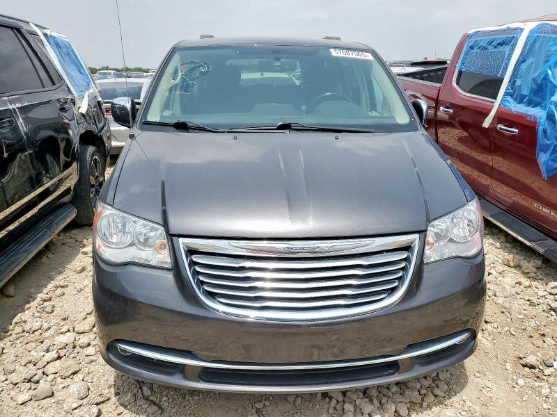 2C4RC1CG7GR232785 - 2016 CHRYSLER TOWN & COU TOURING L GRAY photo 5