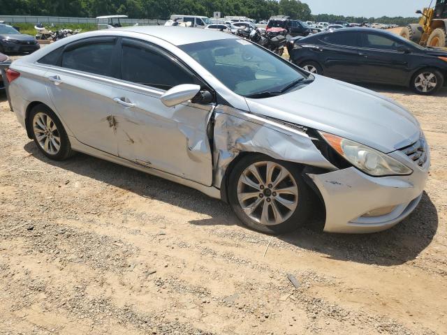 5NPEC4AC5BH148471 - 2011 HYUNDAI SONATA SE SILVER photo 4