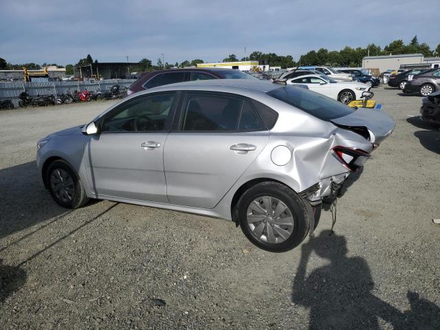 3KPA24AB7KE241067 - 2019 KIA RIO LX S SILVER photo 2