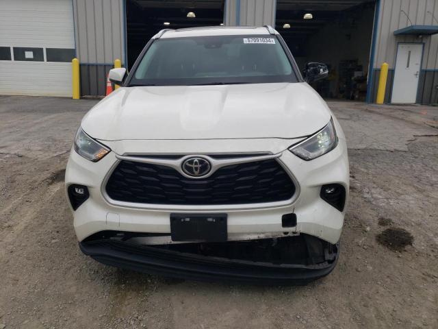 5TDHZRBH1MS120151 - 2021 TOYOTA HIGHLANDER XLE WHITE photo 5