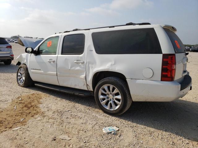 1GNFC16JX7J231992 - 2007 CHEVROLET SUBURBAN C1500 WHITE photo 2