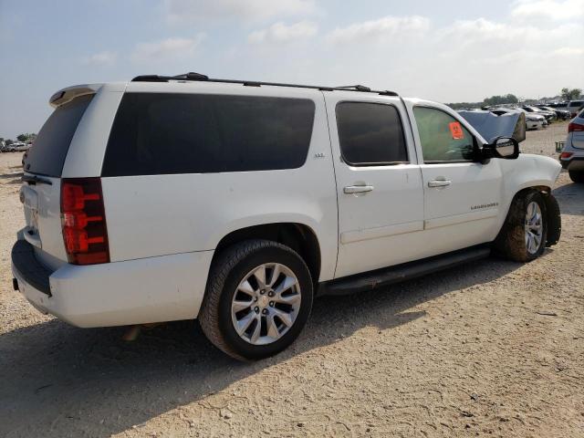 1GNFC16JX7J231992 - 2007 CHEVROLET SUBURBAN C1500 WHITE photo 3