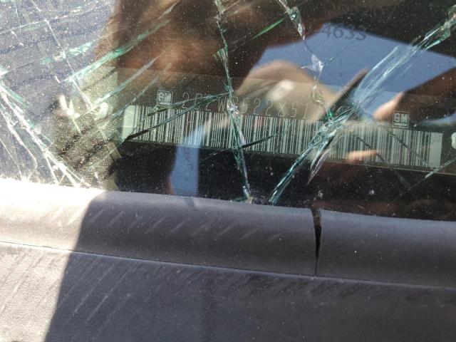 2G2WP522851175338 - 2005 PONTIAC GRAND PRIX SILVER photo 12