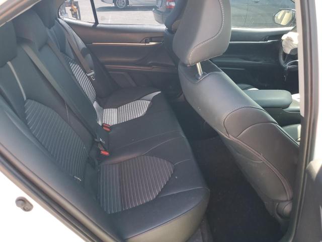 4T1G11AK0PU120526 - 2023 TOYOTA CAMRY SE NIGHT SHADE WHITE photo 10