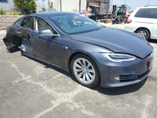 5YJSA1E48KF330920 - 2019 TESLA MODEL S Grafit foto 4