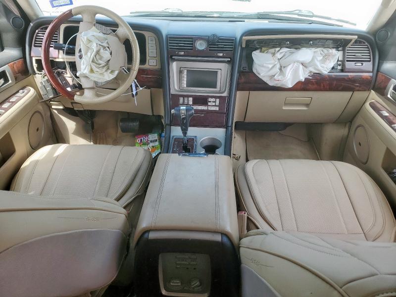 5LMFU27576LJ28263 - 2006 LINCOLN NAVIGATOR BEIGE photo 8