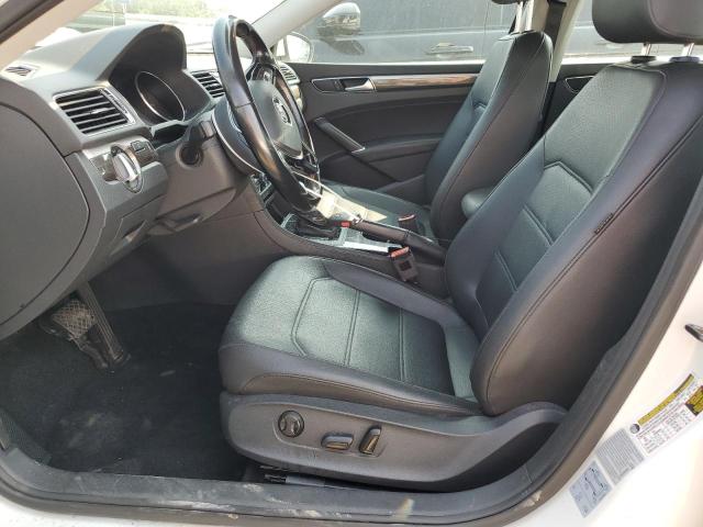 1VWBT7A36HC085161 - 2017 VOLKSWAGEN PASSAT SE WHITE photo 7