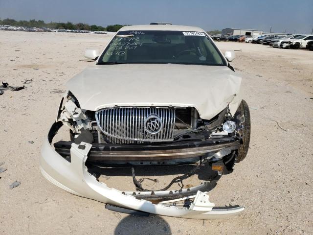 1G4HD57228U158867 - 2008 BUICK LUCERNE CXL WHITE photo 5