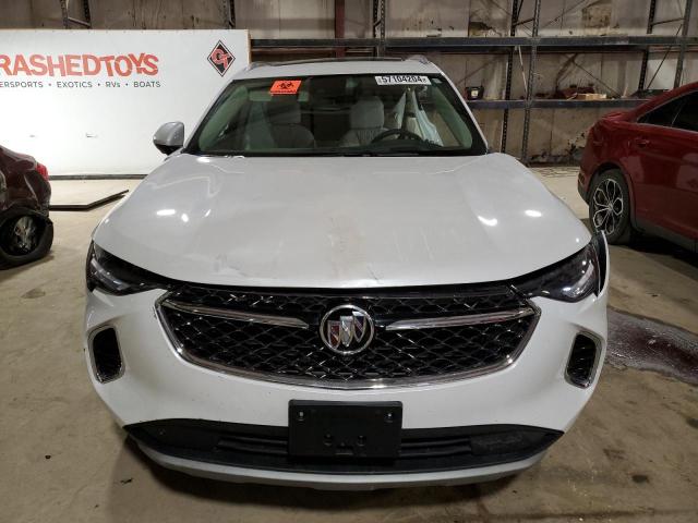 LRBFZSR49PD065626 - 2023 BUICK ENVISION AVENIR WHITE photo 5