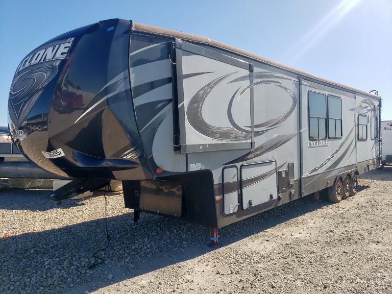 5SFCG4432FE285071 - 2015 HEARTLAND CYCLONE ნაცრისფერი ფოტო 2