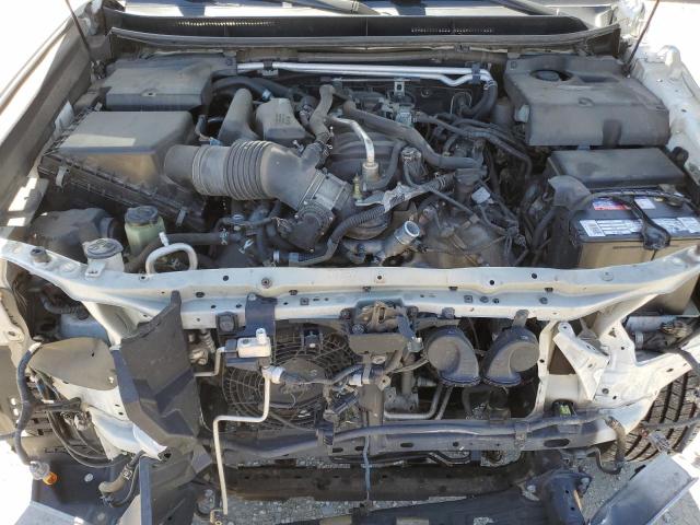 JTJBM7FX0B5032587 - 2011 LEXUS GX 460 WHITE photo 12