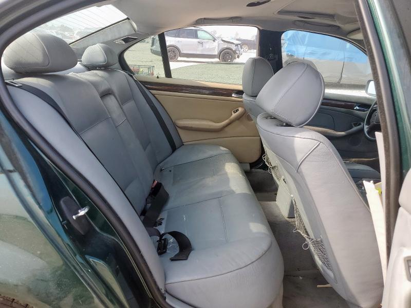 WBAAM3334XCA83585 - 1999 BMW 323 I AUTOMATIC GREEN photo 10