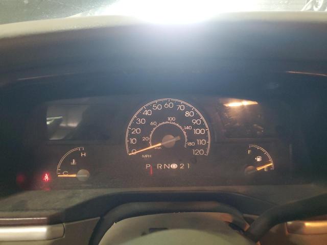 1LNHM81W74Y637057 - 2004 LINCOLN TOWN CAR EXECUTIVE SILVER photo 9