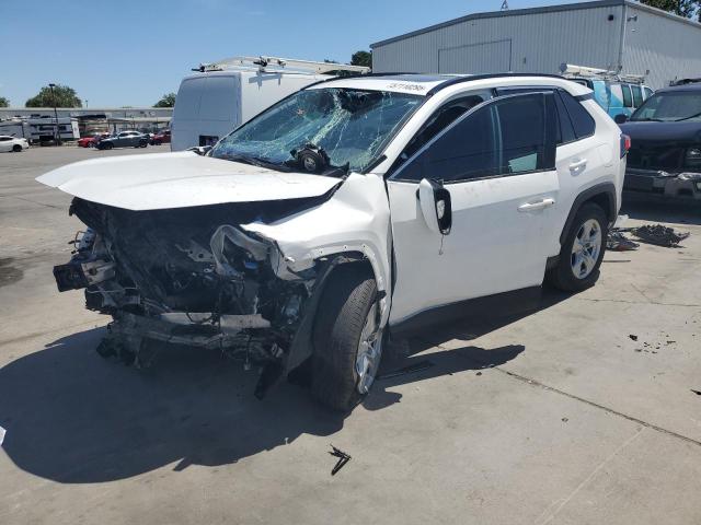 2021 TOYOTA RAV4 XLE, null