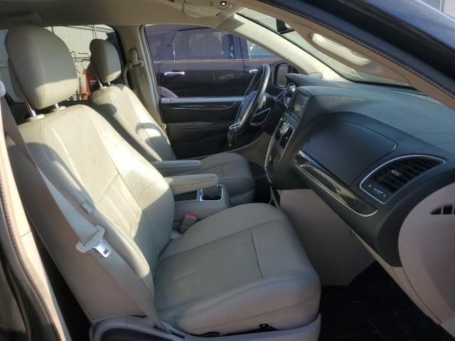 2C4RC1BG8DR519128 - 2013 CHRYSLER TOWN & COU TOURING შავი ფოტო 5