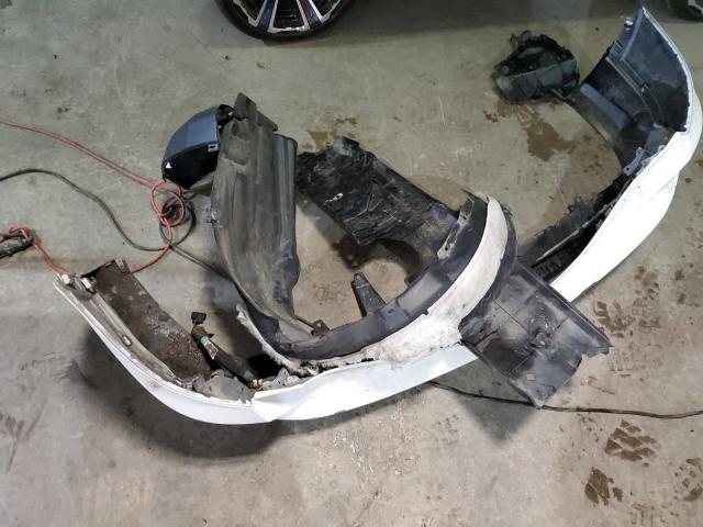 2T3BFREVXHW570157 - 2017 TOYOTA RAV4 LE WHITE photo 13