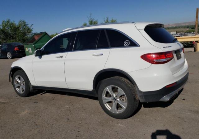 WDC0G4KB3JV016211 - 2018 MERCEDES-BENZ GLC 300 4MATIC WHITE photo 2