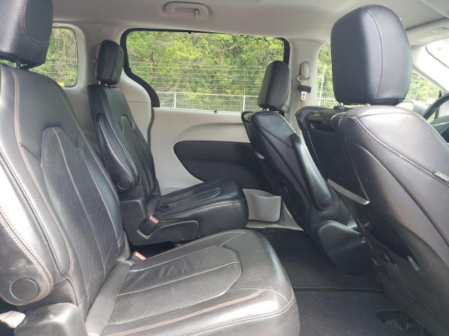 2C4RC1EG2JR114499 - 2018 CHRYSLER PACIFICA TOURING L PLUS GRAY photo 11