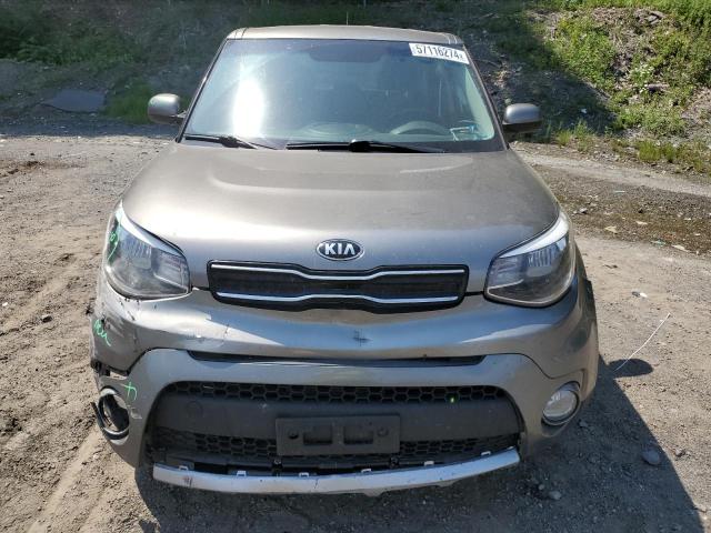 KNDJP3A52J7601737 - 2018 KIA SOUL + GRAY photo 5